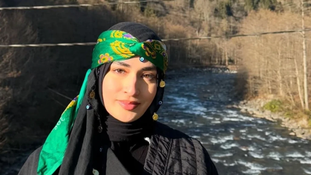 MasterChef All Star Altin Kupa yarismacisi Beyza Huri Aydin kimdir kac yasinda MasterChef Beyza ne is yapiyor