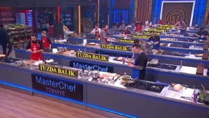 MasterChef All Star’da Erim hazırladığı tatlı kaybolunca sinir krizi geçirdi! Sosyal medyada capsler havada uçuştu!