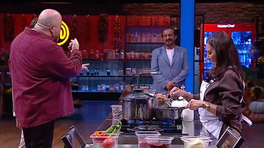 MasterChef Danillo Zanna Mehmet sefi studyodan kovdu Somer Seften bomba yorum Eski yarismacilarin yaglari eridi