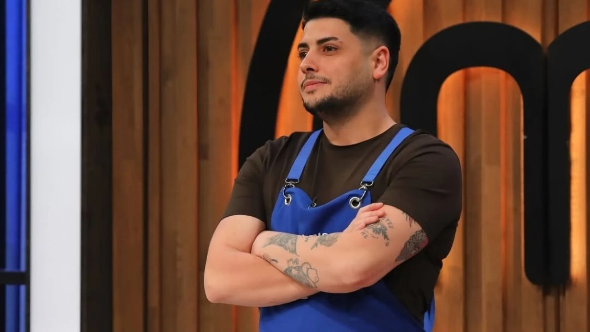 MasterChef Turkiye Altin Kupaya veda eden Baris Demirin gidisi sefleri sasirtti Barisin vedalasmamasi tepki cekti