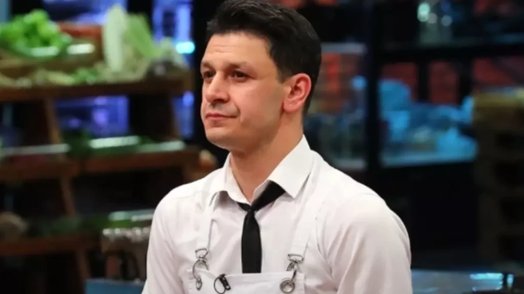 MasterChef ana kadroya giren 10. yarismaci Caglar Oz oldu oldu Basarili tabagina begeni yagdi