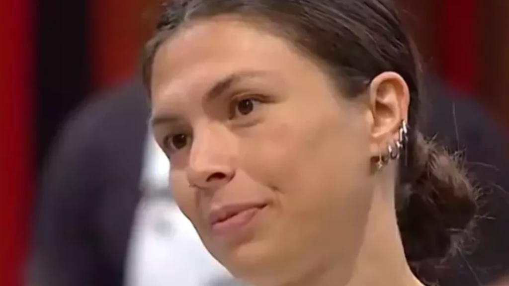 MasterChef ana kadroya yedeklerden giren Asli Oner kimdir aslen nereli MasterChef ana kadroya giren Asli Oner ne is yapiyor