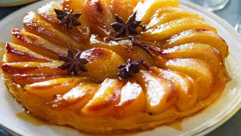 MasterChef de Seftalili Tarte Tatin tarifi Karamel tadiyla ve sosuyla damakta lezzet soleni