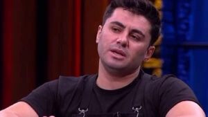 MasterChef eleme potasındaki Özkan’dan şoke eden veda konuşması Mesleğimle geldim mesleğimle giderim!