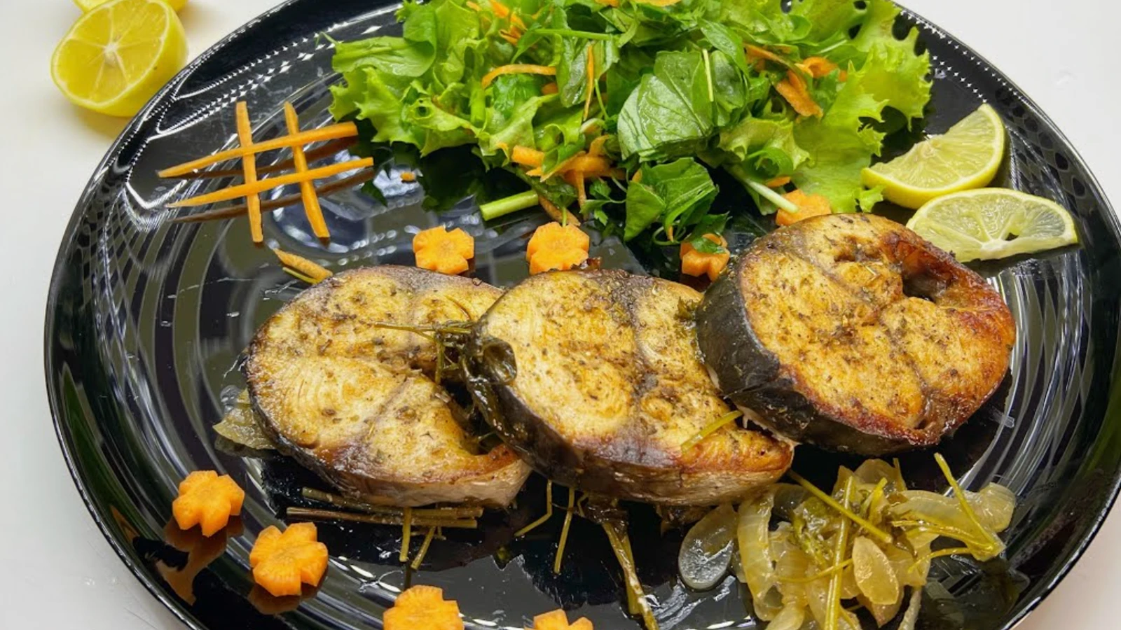 MasterChef firinda palamut tarifi Simdi tam mevsimi balik yemeyen cocuklar parmaklarini yiyecek