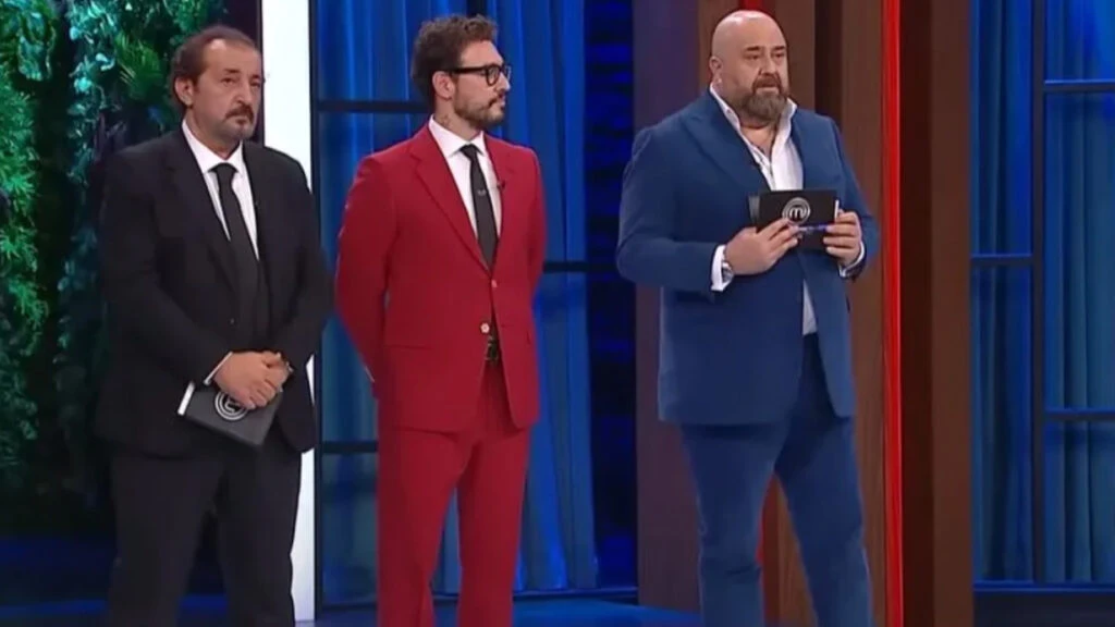 MasterChef kulisleri karisti Son elenecek isim ifsa oldu sosyal medya calkalandi