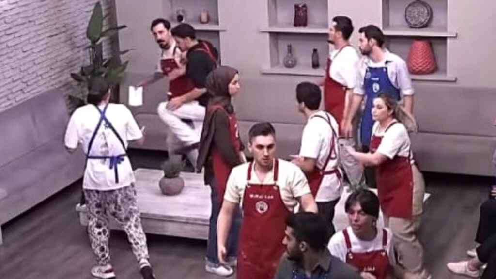 MasterChef mutfagi adeta boks ringine dondu Boyle kavga gorulmedi