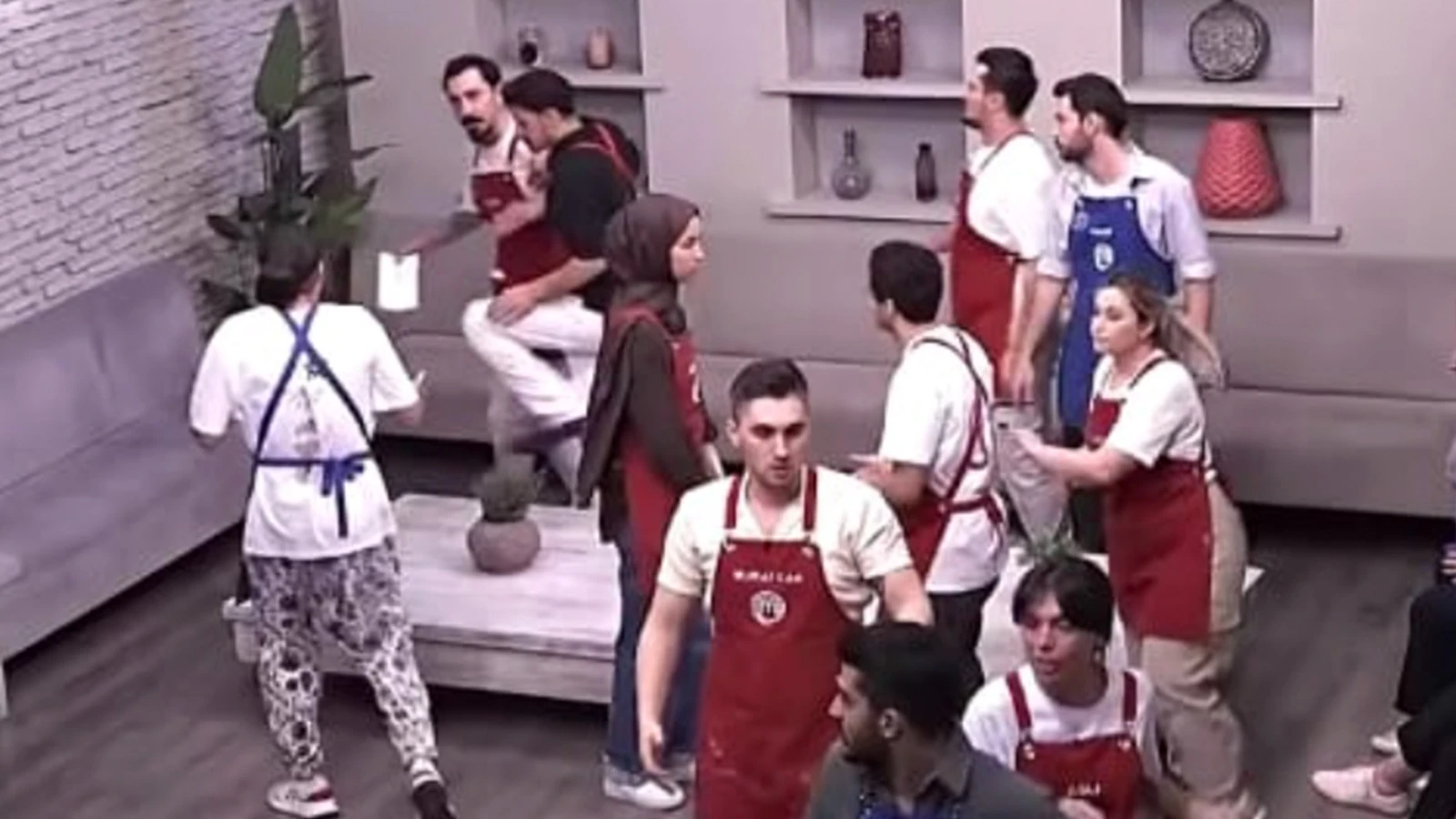 MasterChef mutfagi adeta boks ringine dondu Boyle kavga gorulmedi