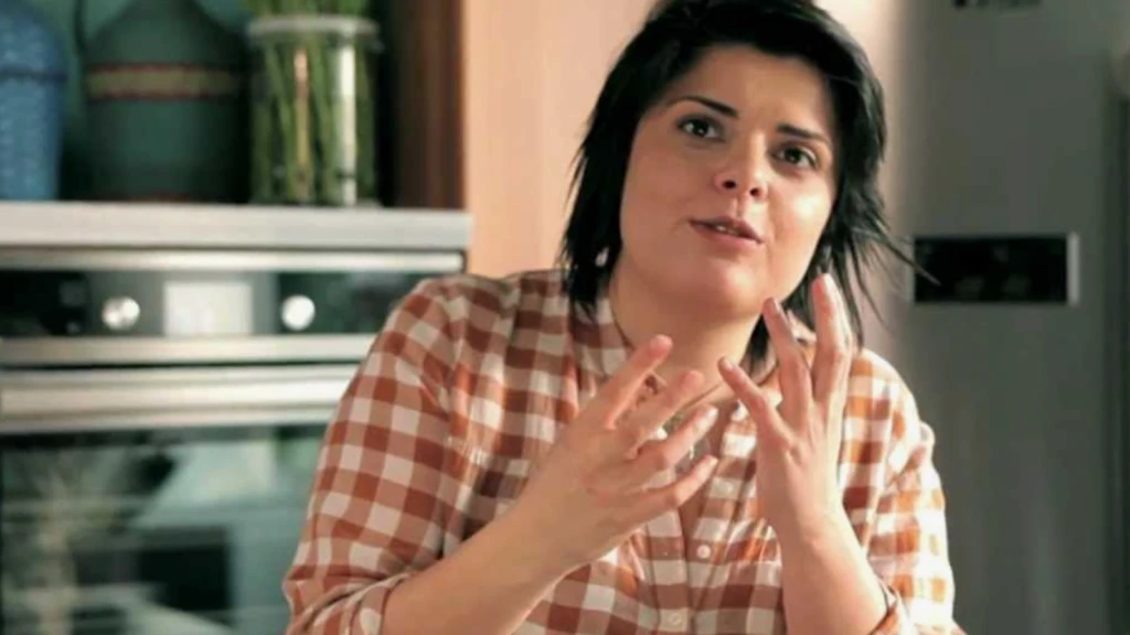 MasterChefte Danillo sefle duelloya giren Refika Birgul kimdir aslen nereli