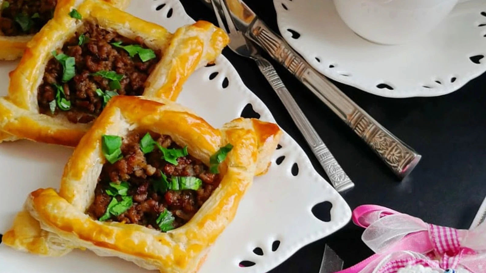 MasterChefte davet sofralarinin yeni gozdesi Vologan tarifi trend oldu