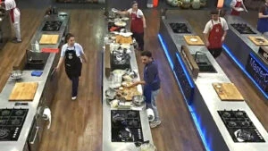 MasterChef’te seviye yerlerde! Yarışmacılar arasındaki kes sesini tartışması sosyal medyayı salladı