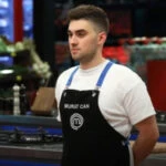 MasterCheften Muratcanin elenir elenmez yaptigi ilk paylasim dikkat cekti Mavi takim kaptaniydi yorum yagdi
