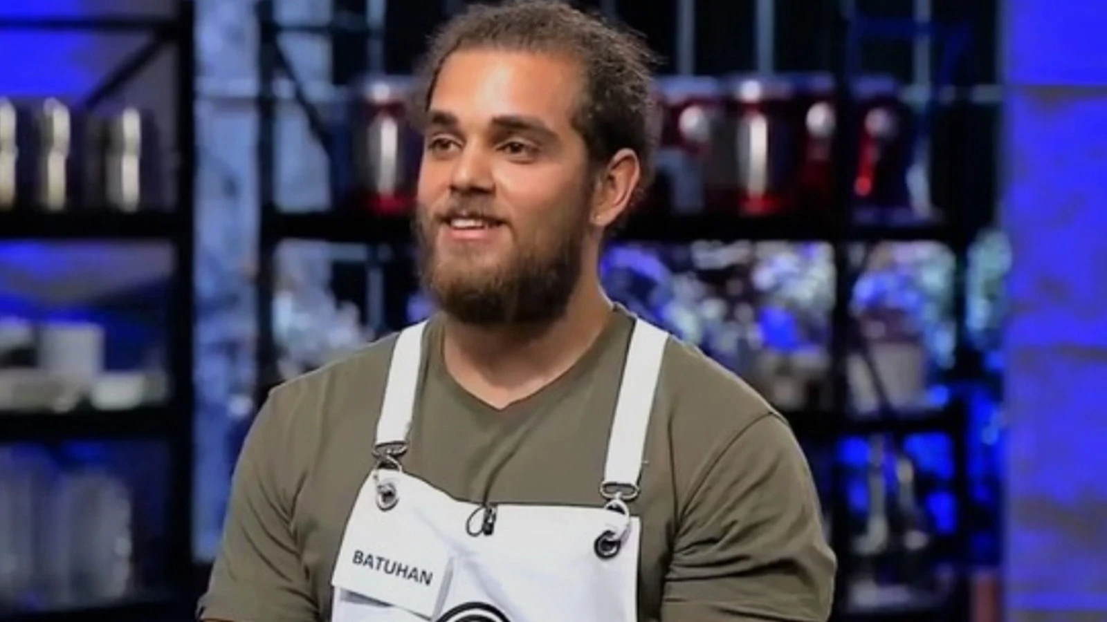 Masterchef 2025 konugu Batuhan Bayir kimdir kac yasinda MasterChef Batuhan ne is yapiyor
