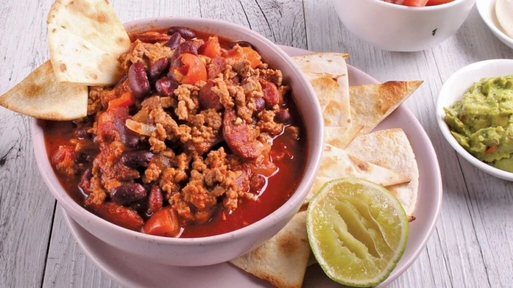Masterchef Chili con carne tarifi Acili etli yemek sevenlerin vazgecilmezi olacak
