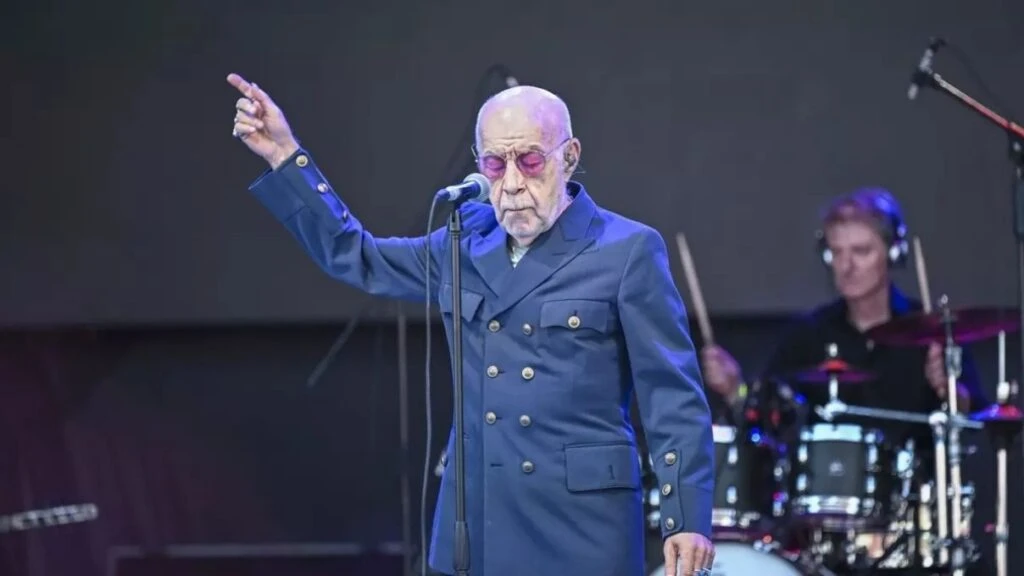 Mazhar Alanson kendi adını kullanarak sahte paylaşımlarda bulunanlara yasal süreç başlatıyor! 