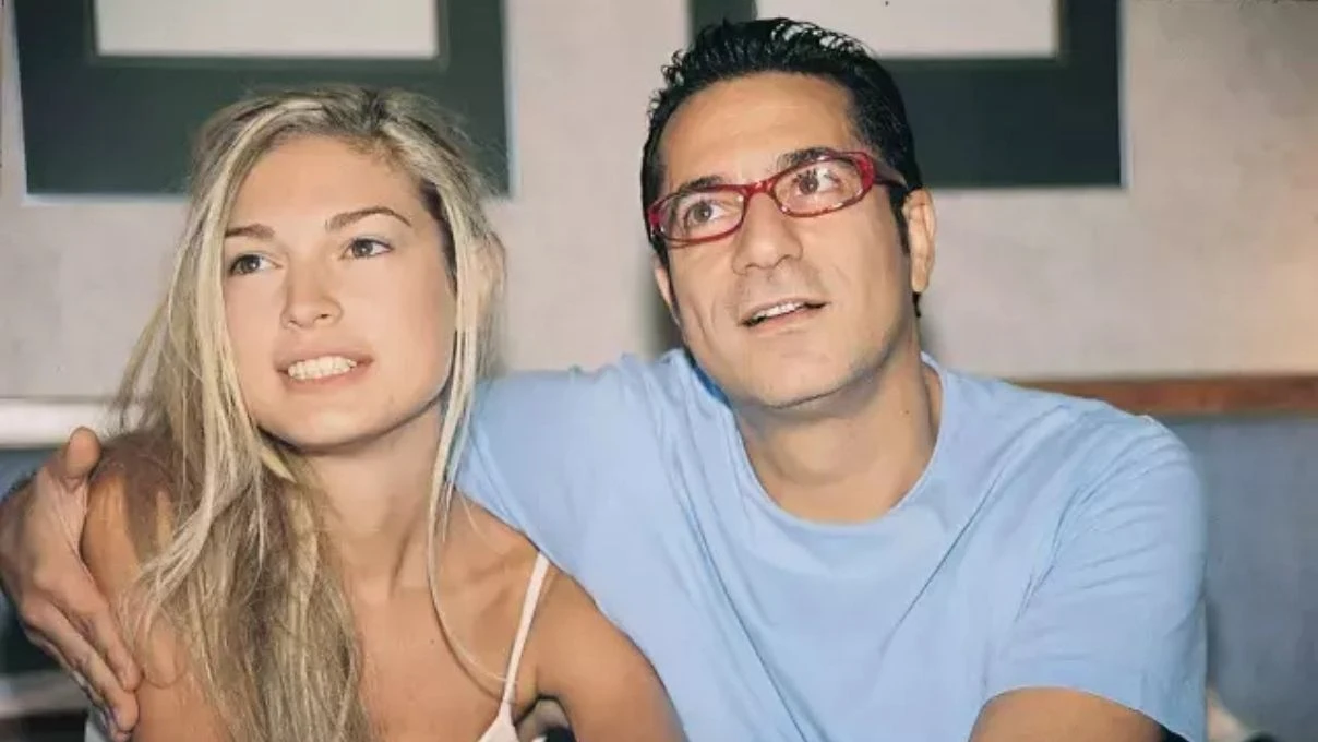 Mehmet Ali Erbil’in itirafı evliliğinde kriz çıkardı! Eşi evi terk etti 6 Mehmet Ali Erbil’in itirafı evliliğinde kriz çıkardı! Eşi evi terk etti