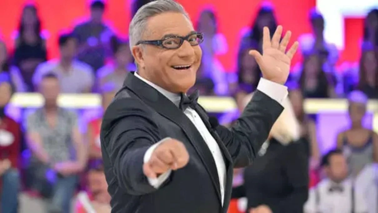 Mehmet Ali Erbil’in itirafı evliliğinde kriz çıkardı! Eşi evi terk etti 5 Mehmet Ali Erbil’in itirafı evliliğinde kriz çıkardı! Eşi evi terk etti