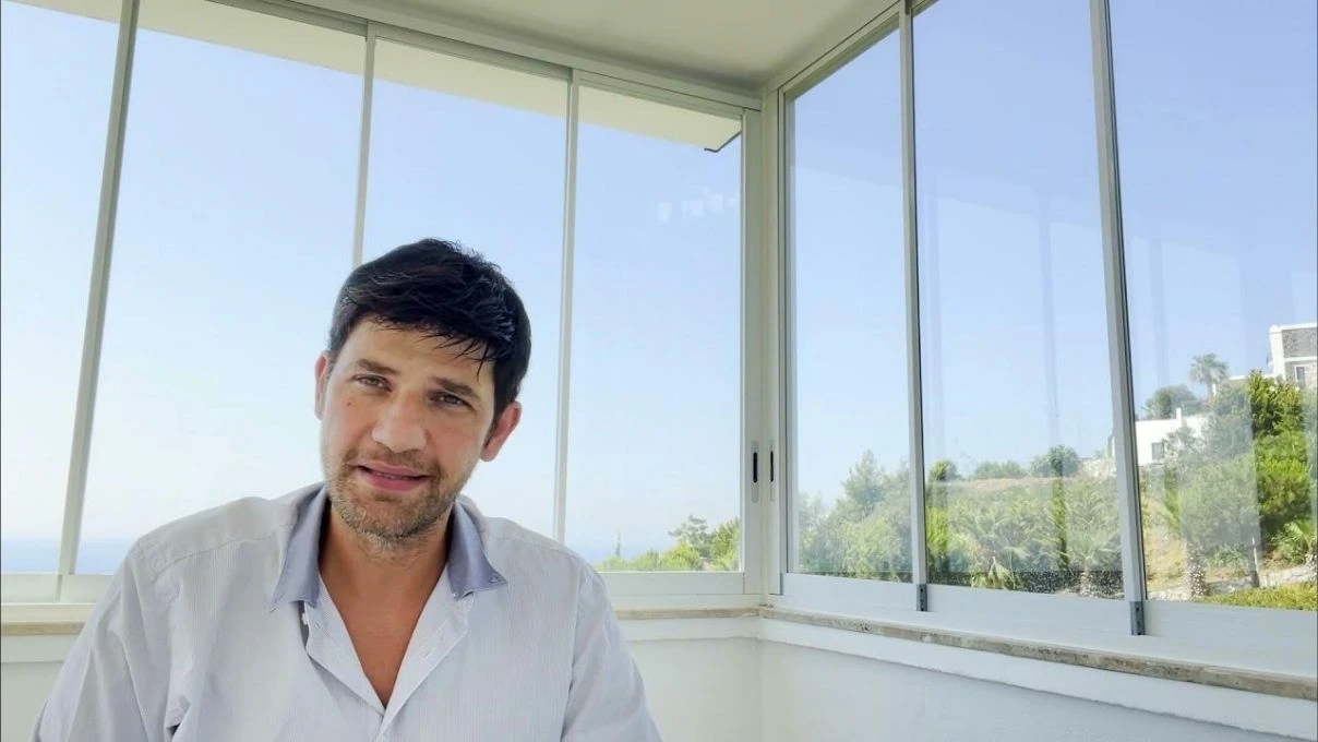 Melih Görgün yıllar sonra ortaya çıktı! 14 Bahar isimli şarkıyla hafızalara kazanmıştı