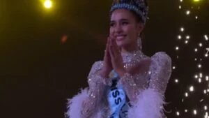 Miss World 2025 tacinin sahibi Taylandli Opal Suchata Chuangsri