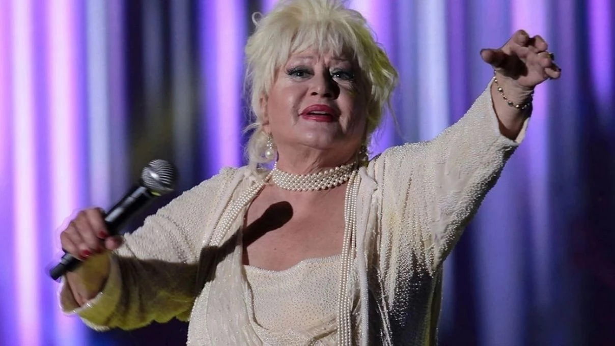 Muazzez Abacı’nın mezar tartışması! Kızı Saba Abacı’ya Cenk Eren’den tepki 4 Muazzez Abacı’nın mezar tartışması! Kızı Saba Abacı’ya Cenk Eren’den tepki