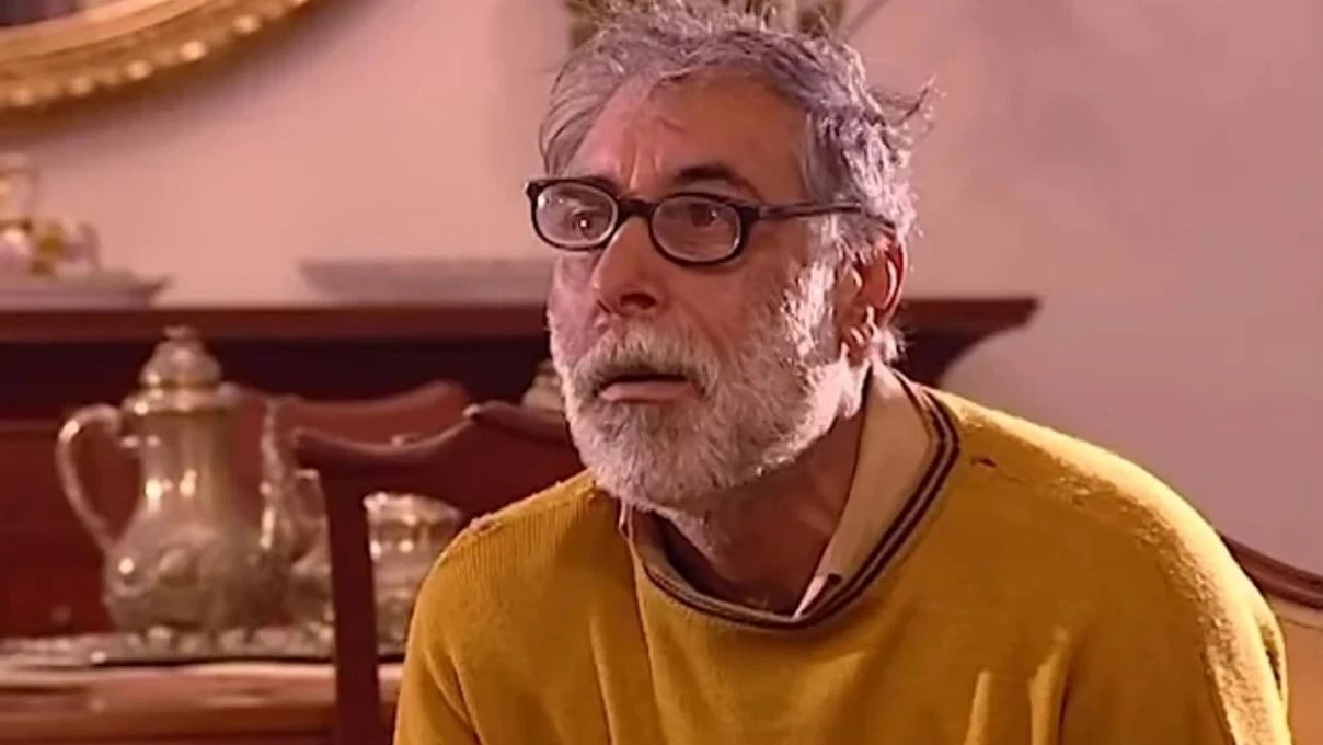 Abuzer Kömürcü karakteriyle tanınan Muhammed Cangören nereli, kaç yaşında? Muhammed Cangören eşi kimdir? 11 Abuzer Kömürcü karakteriyle tanınan Muhammed Cangören nereli, kaç yaşında? Muhammed Cangören eşi kimdir?