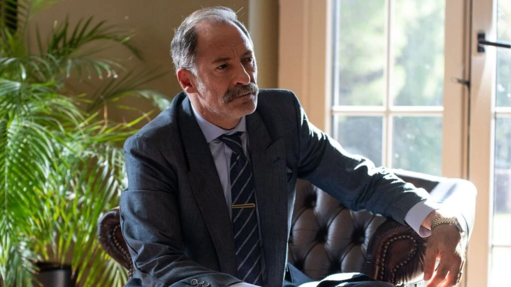 Adile filminde Münir Özkul’u kim oynayacak? 