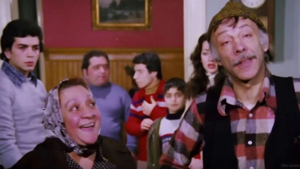 Neşeli Günler filminin kaybolan yıldızı Tamer Şahin yıllar sonra ortaya çıktı! Küçük Mehmet yıllar sonra ilk kez konuştu