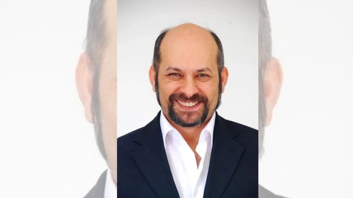 Okan Selvi 4