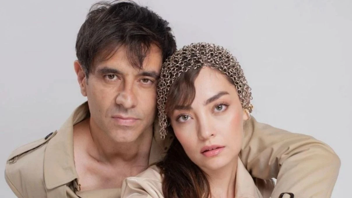 Cansel Elçin ve Zeynep Tuğçe Bayat çifti aynı projede buluştu! İkili ‘Ölü Arının İğnesi’ filminin başrolü oldu