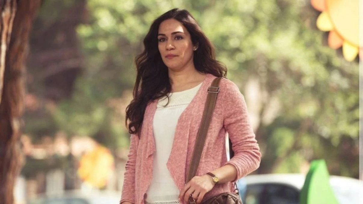 Özge Borak’ın Kızılcık Şerbeti’ndeki karakteri ne olacak? Özge Borak kimin partneri? 4 Özge Borak’ın Kızılcık Şerbeti’ndeki karakteri ne olacak? Özge Borak kimin partneri?