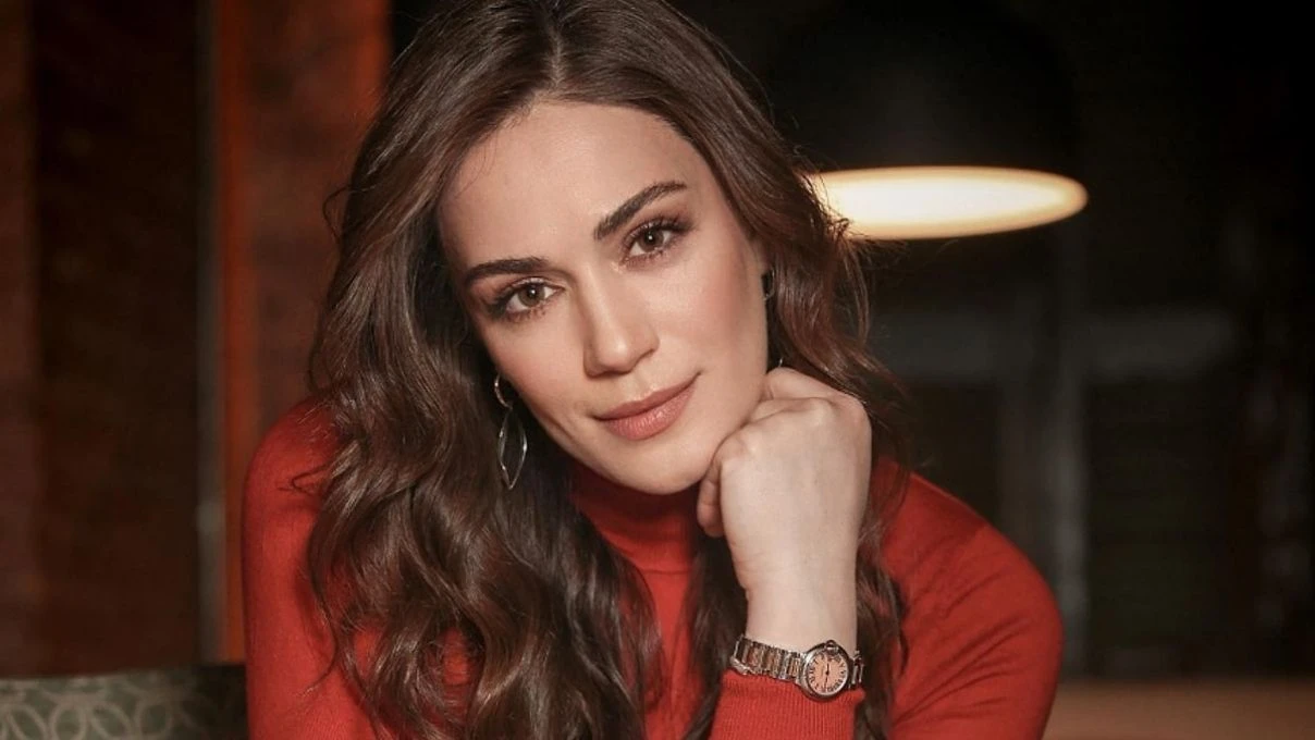 Kızılcık Şerbeti dizisine bomba transfer! Tüm dengeler bozulacak 8 Kızılcık Şerbeti dizisine bomba transfer! Tüm dengeler bozulacak