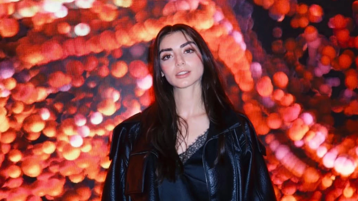 Kuruluş Osman’ın Bala Hatun’u Özge Törer dikkatleri üzerine çekti! Davetteki hali beğeni topladı 1 Ozge Torer 3