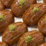 Pastanelerin sir gibi sakladigi sekerpare tarifi MasterChefte Agizda dagiliyor asla kuru kalmiyor