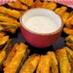 Patatessiz patates kizartmasi lezzeti Baharat ve kabaklari hazirlayin