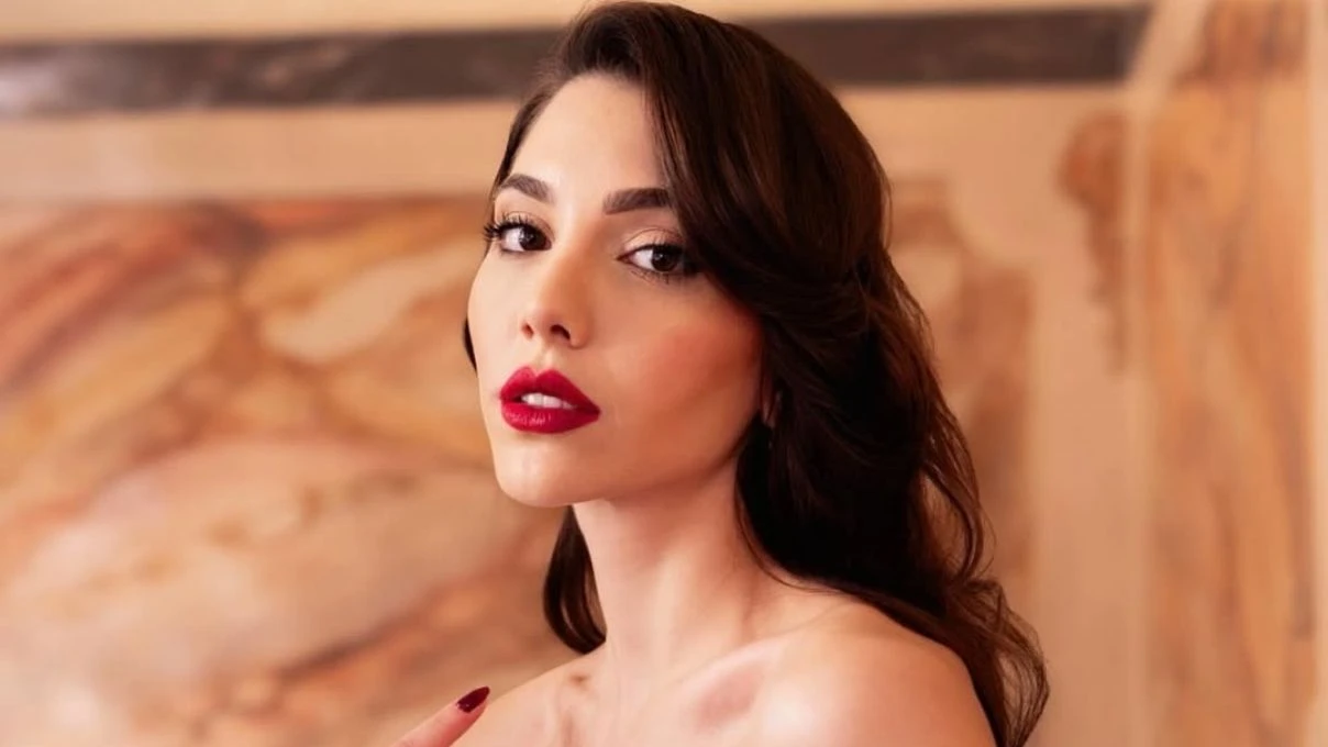 Allan Hakko’nun yeni sevgilisi ünlü oyuncu Pelin Uluksar kimdir? Pelin Uluksar hangi dizilerde oynadı?
