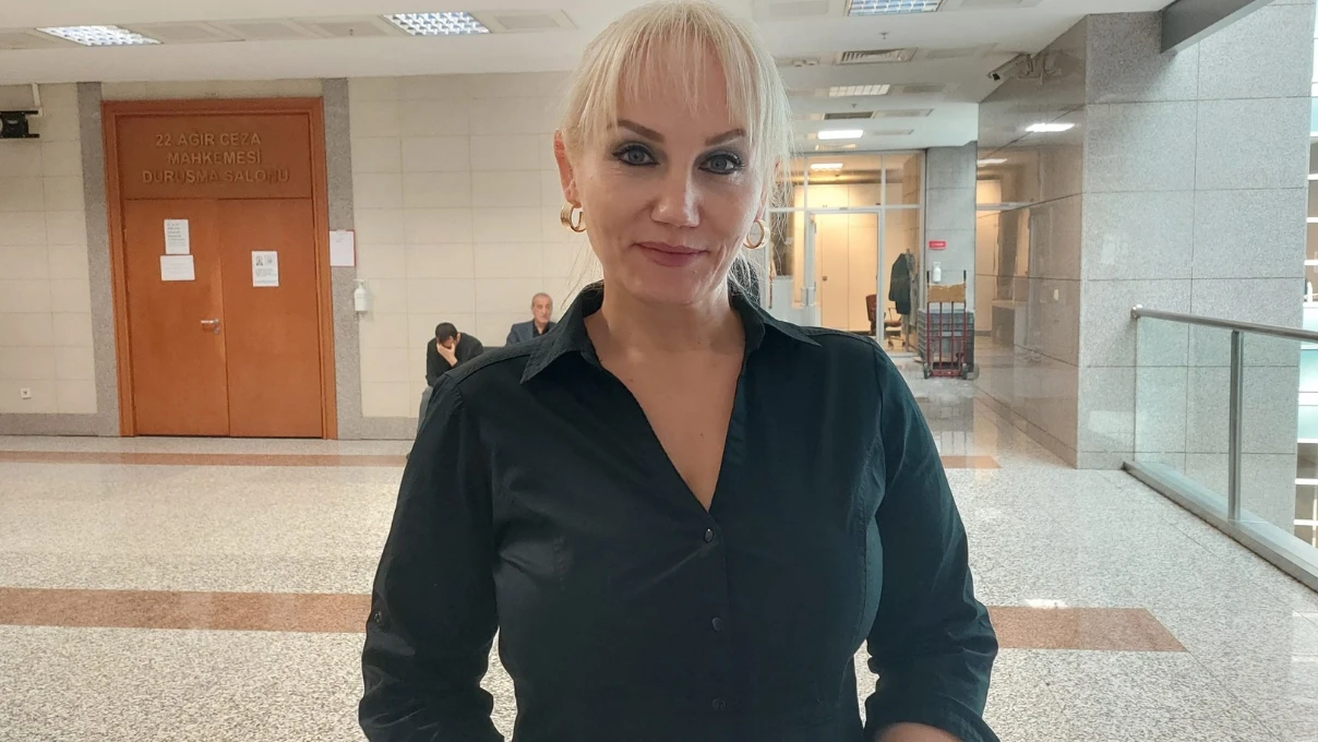Pinar Aydinlar 1