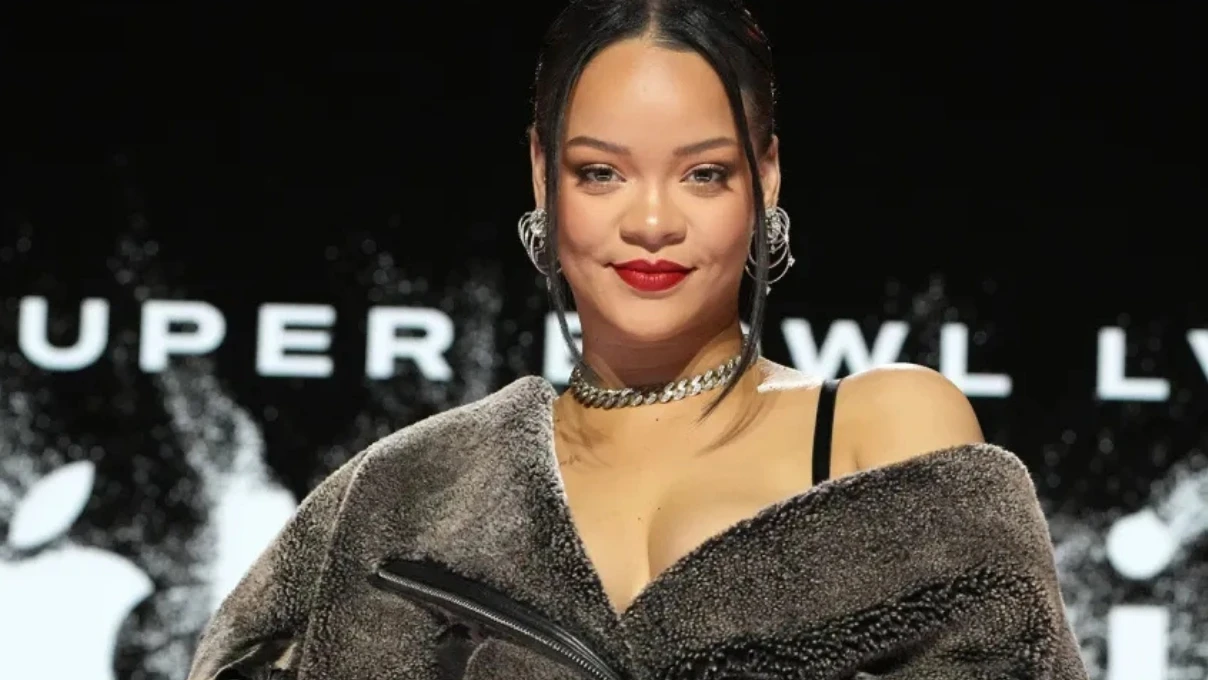 Rihanna 1 1