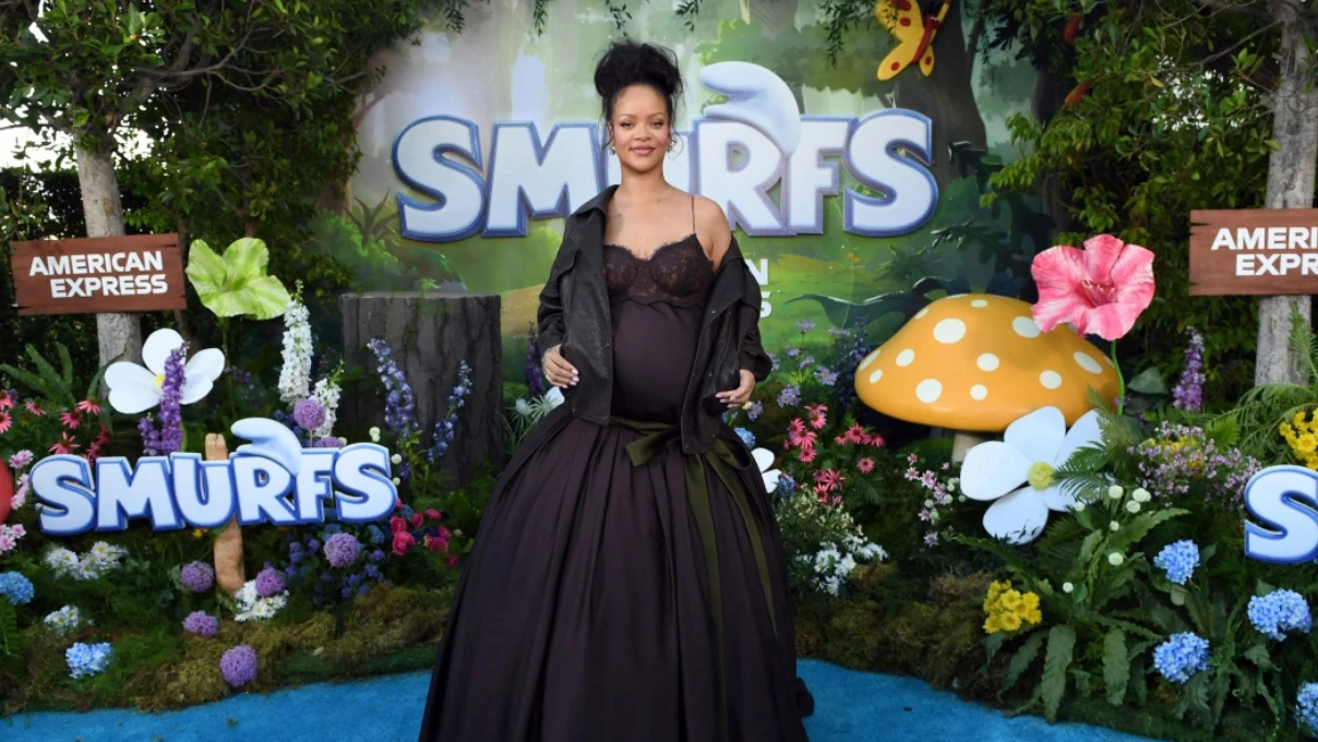 Rihanna 1 3