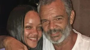 Rihanna babasi Ronald Fenty 2