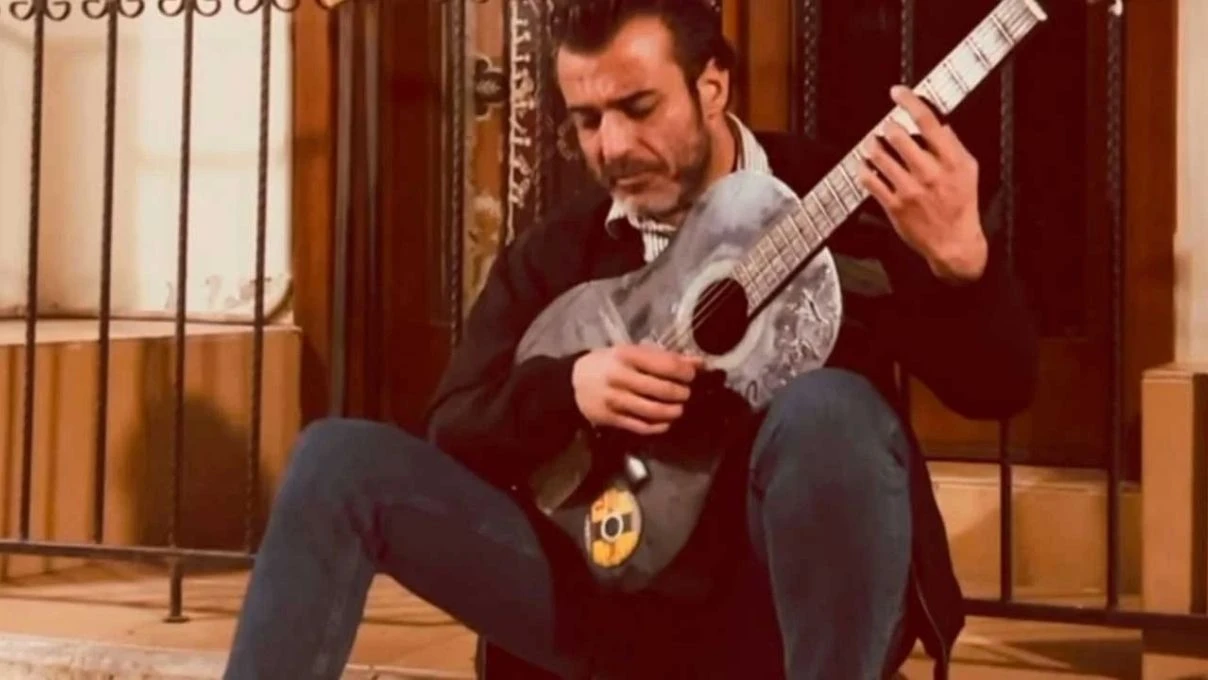 Rıza Tamer’in sokaklara düşme hikayesi yürekleri sızlattı! “ Aşk acısıyla sokaklara düştüm” 2 Riza Tamerin sokaklara dusme hikayesi yurekleri sizlatti Ask acisiyla sokaklara dustum