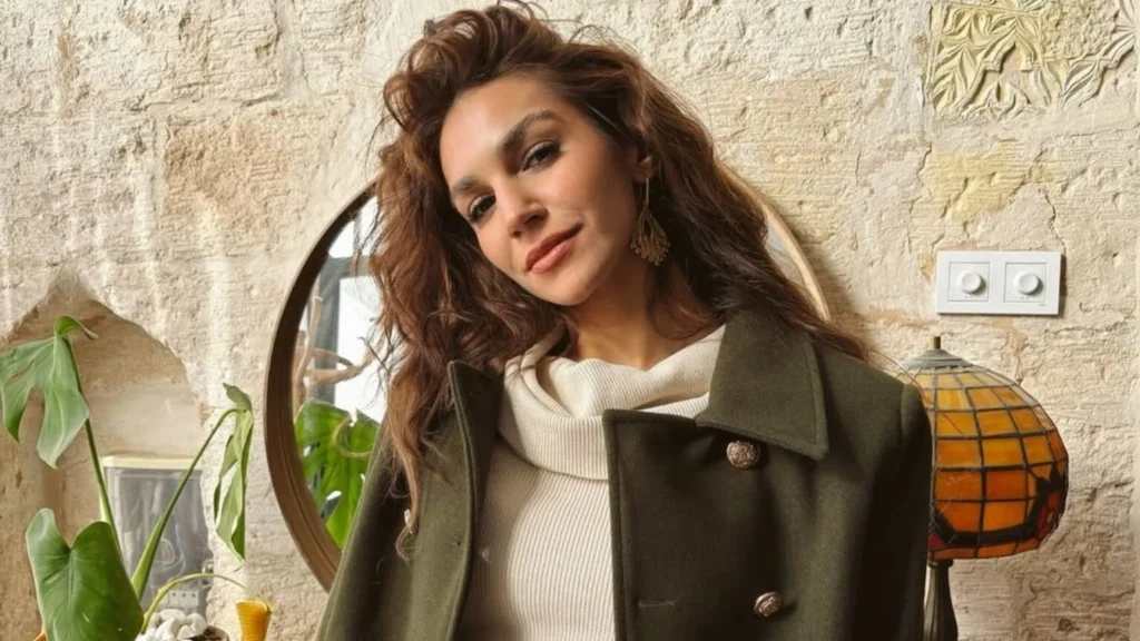 Uzak Şehir dizisinin Nare’si Sahra Şaş Jennifer Lopez’e benzetilmesi hakkında konuştu!