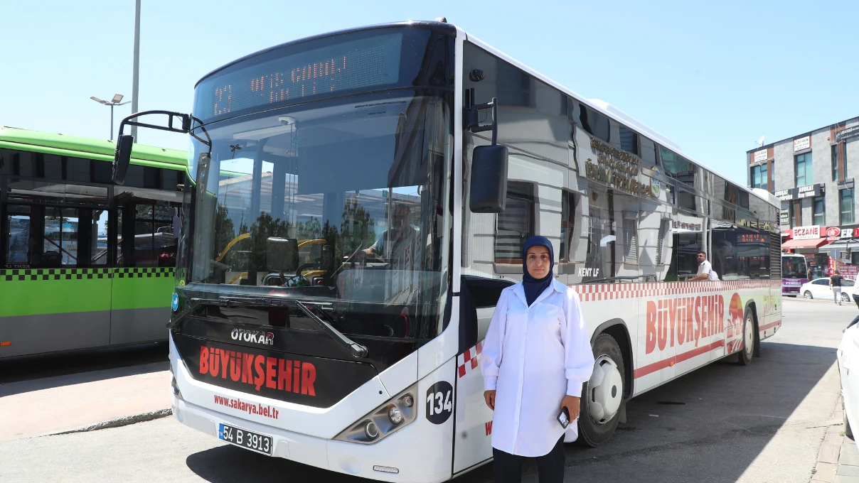 Sakarya’da toplu taşımaya kadın eli! Kadroya 4 yeni kadın şoför eklendi 9 Sakarya 6