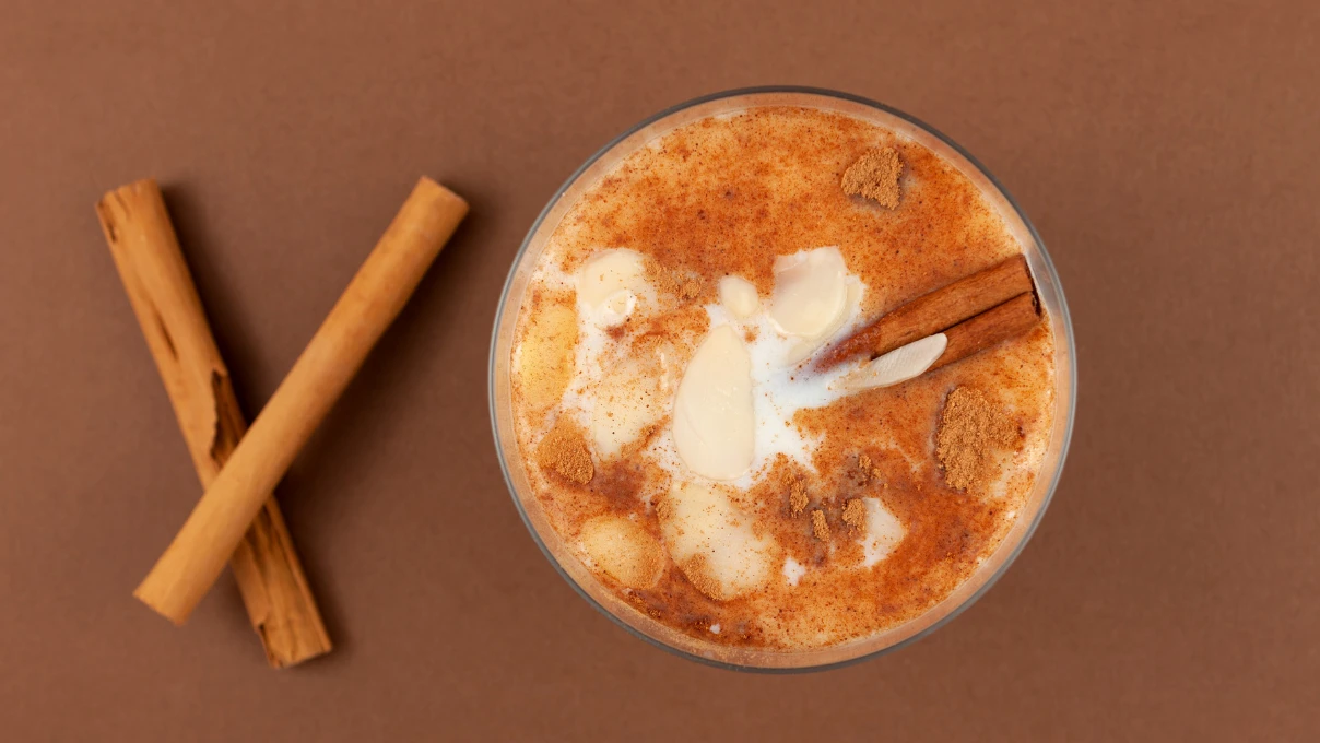 Bambaşka bir tarifle salep! Uzun kış günlerini tatlandıracak lezzet 8 Salep 6 1