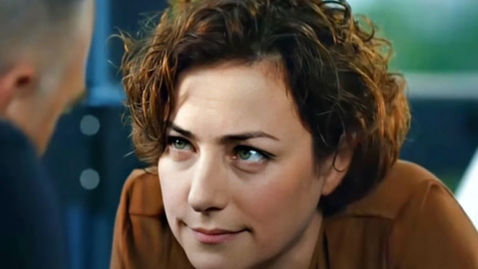 Sanem Celik 4 yil sonra Leyla Hali dizisiyle setlere donuyor
