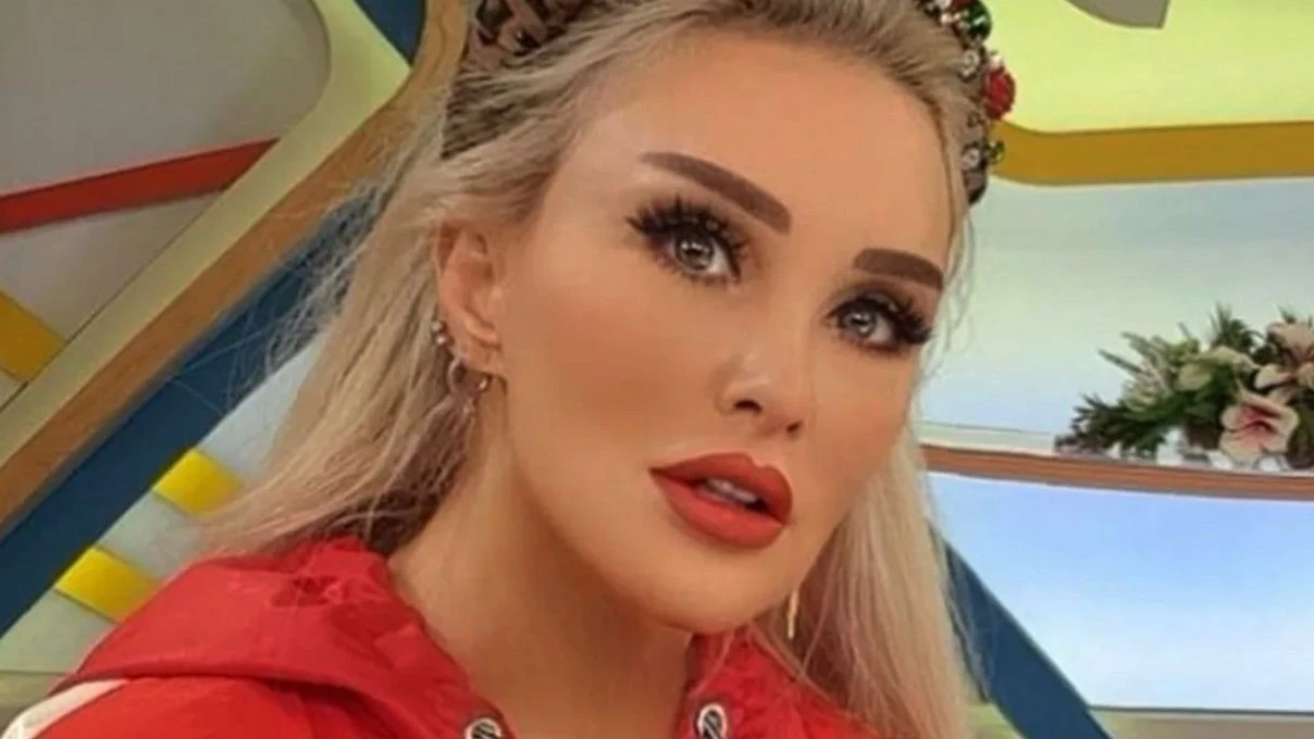 Seren Serengil kardesi var mi Seren Serengilin kardesi kim