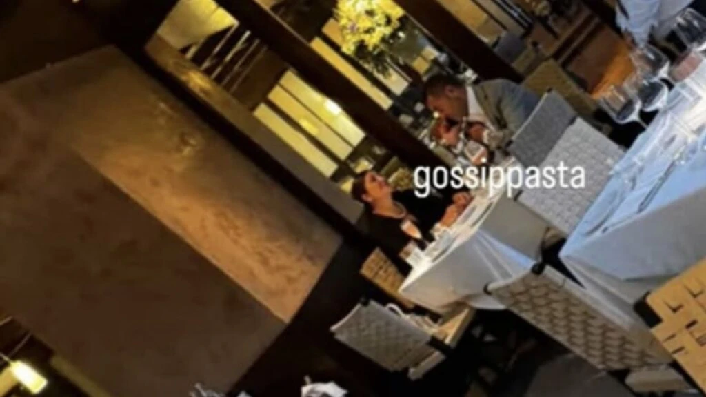 Sibel Can ve Emir Sarıgül yakalanmalara doyamadı! Ünlü çift romantik akşam yemeğinde görüntülendi