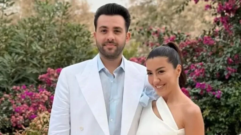Sibel Can babaanne oluyor! Ünlü sanatçı torununu kucağına almak için gün sayıyor