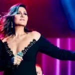 Sibel Can babaanne oluyor! Ünlü sanatçı torununu kucağına almak için gün sayıyor