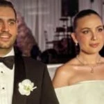 Sinan Enginin kizi Elif Engin evlendi Ogulcan Engin kiz kardesini mutlu gununde yalniz birakmadi