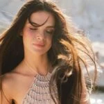 Uzak Şehir dizisinin yıldızı Sinem Ünsal’dan dikkat çeken açıklama! “Büyümüş hissediyorum”